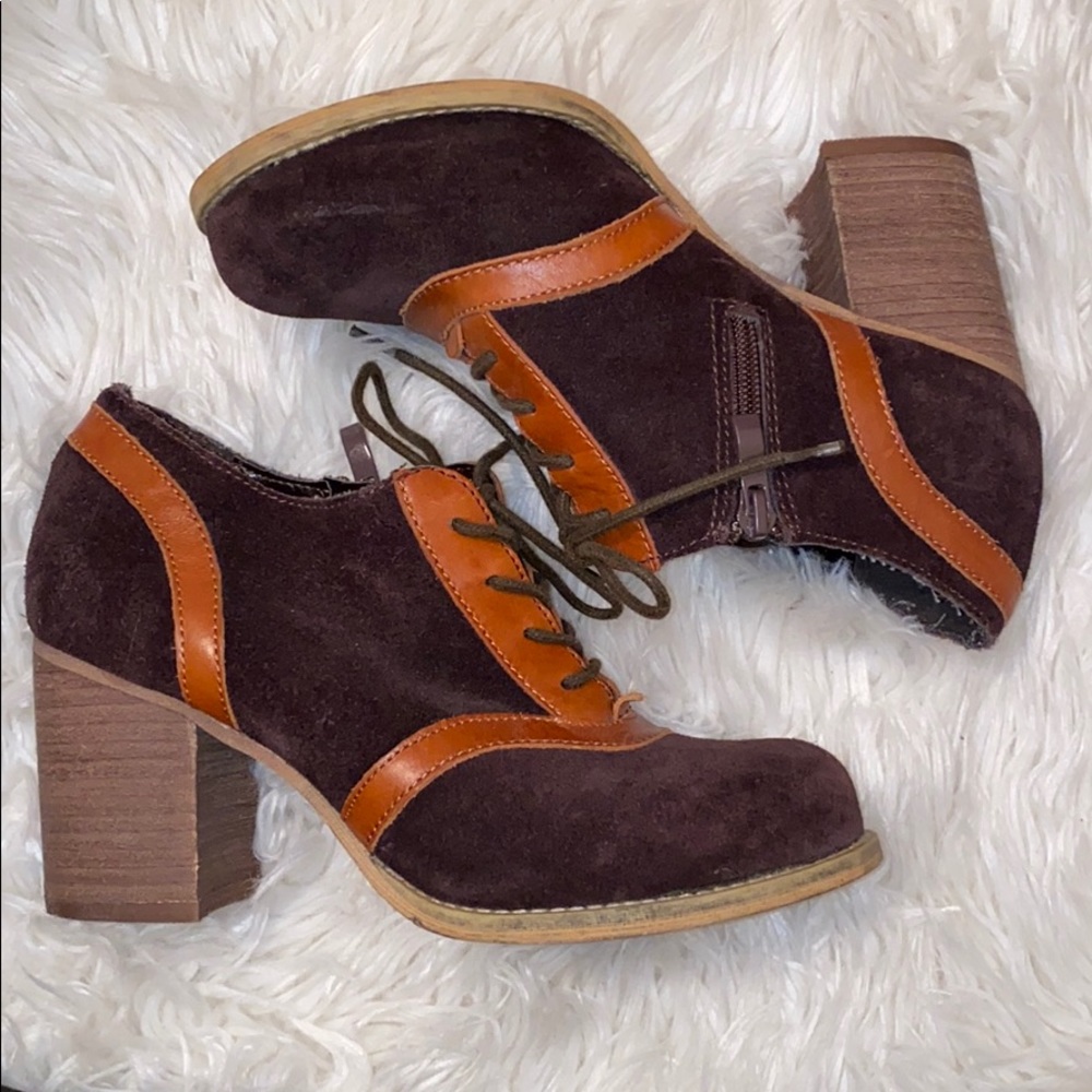 Heel booties
